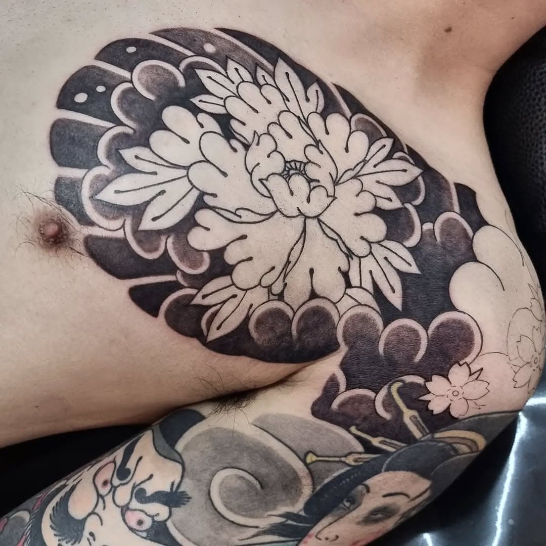 Peony and cloud body adornment