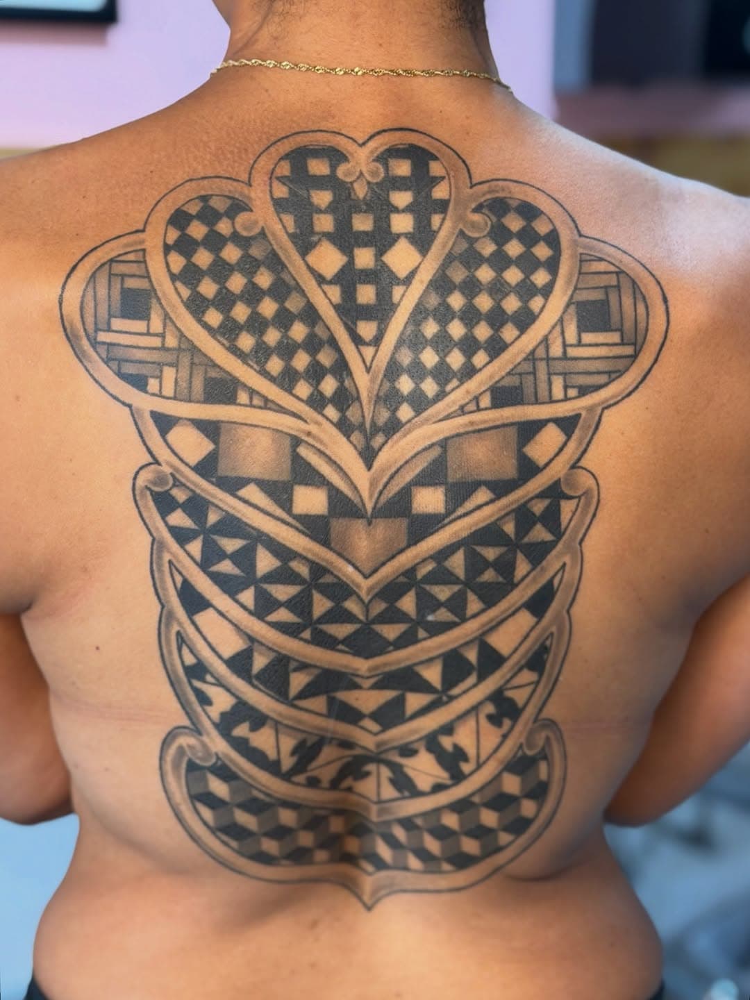 Abstract patterned back piece