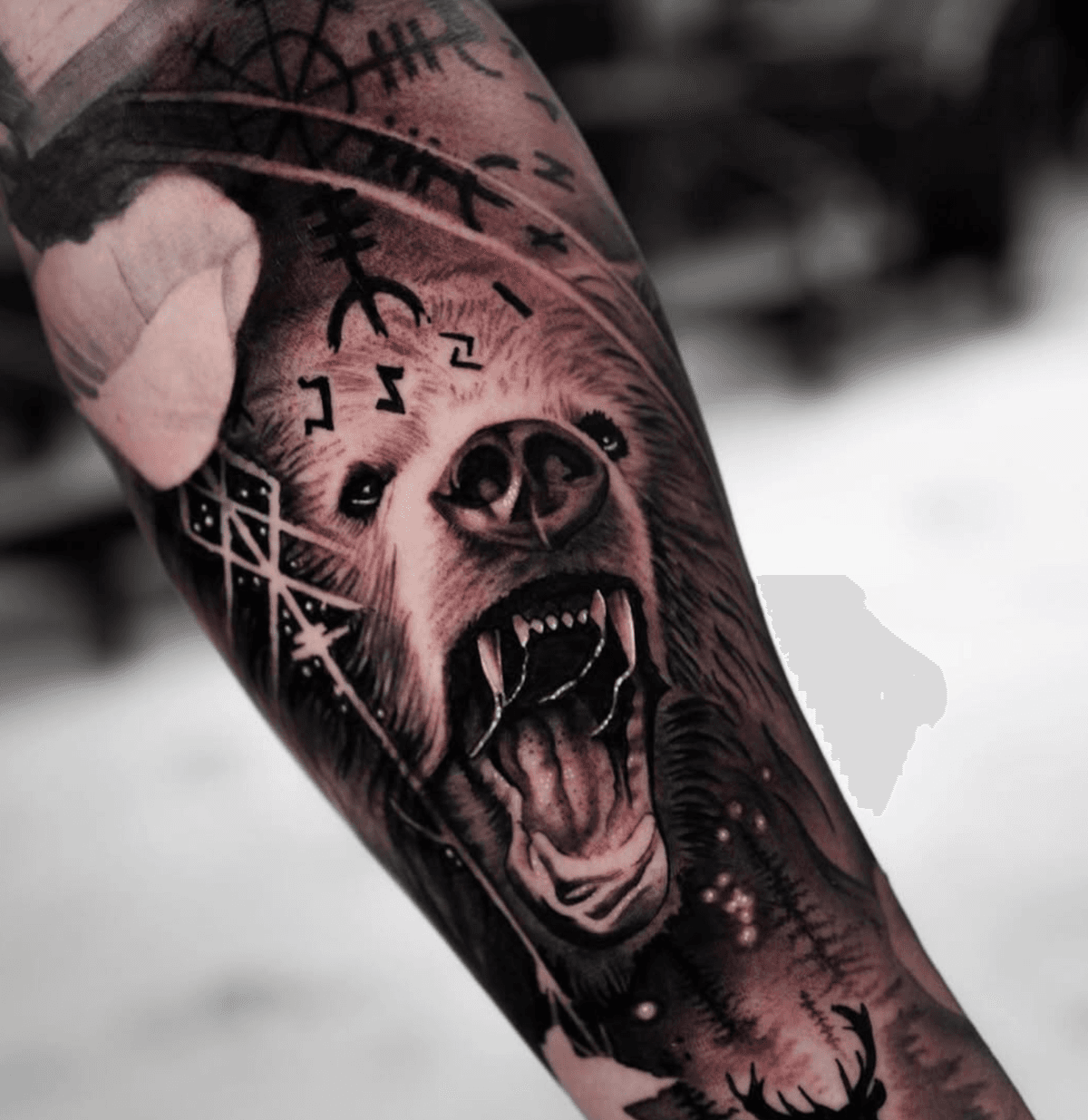 Runic Bear Roar
