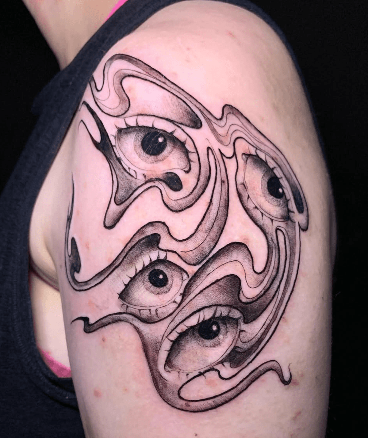 Curved Eyes in Motion
