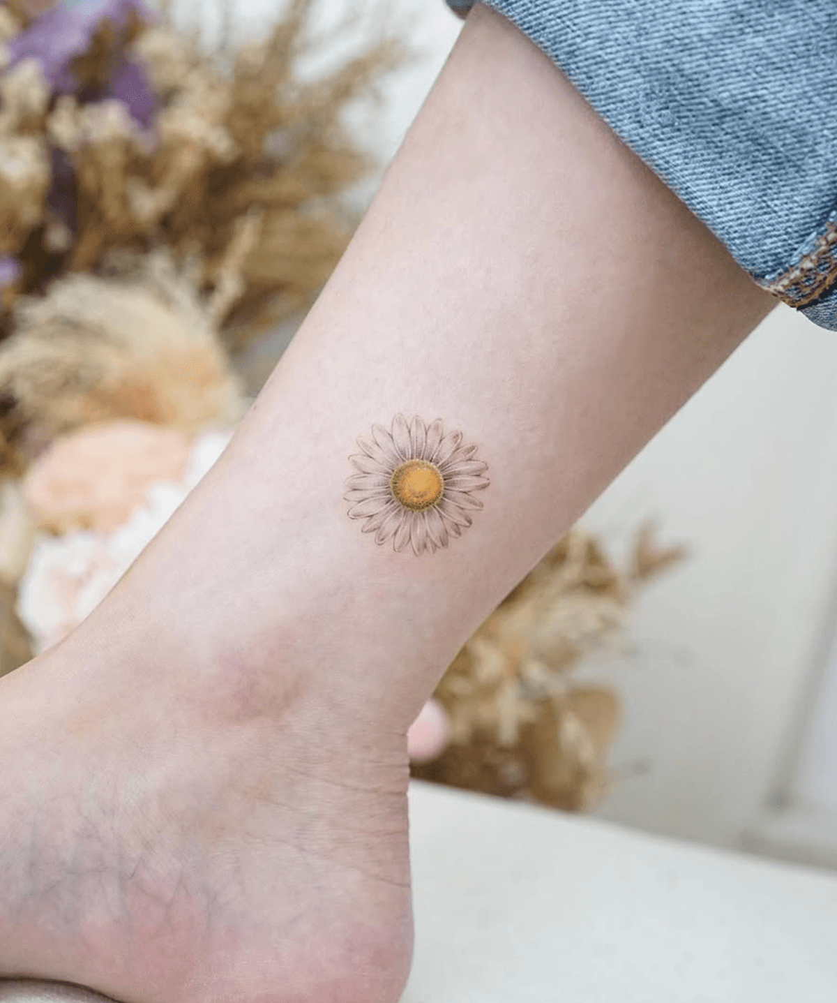 Delicate Daisy