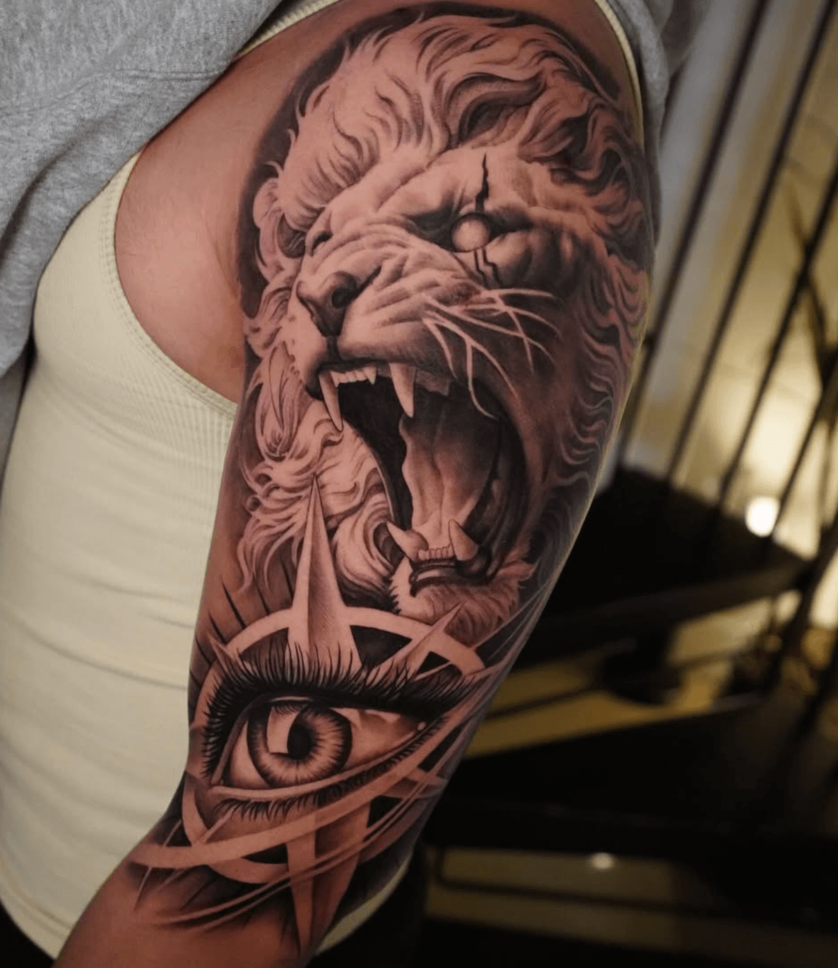 Roaring Lion and Star Eye