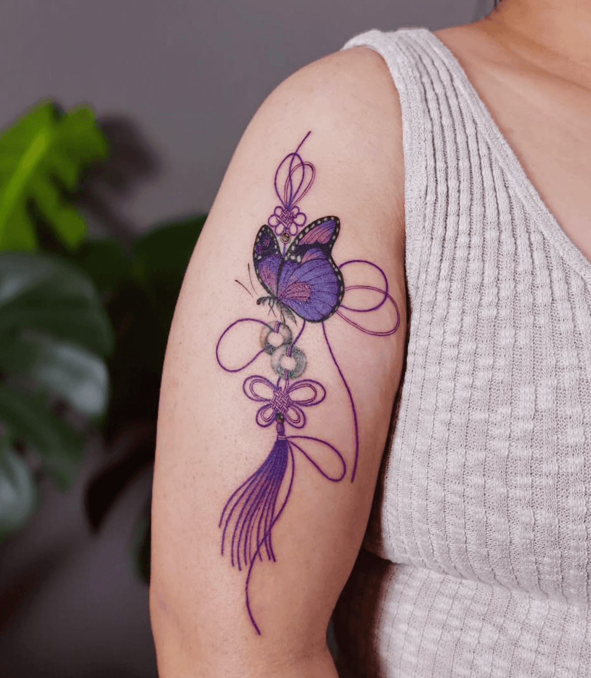 Violet Butterfly Knotwork