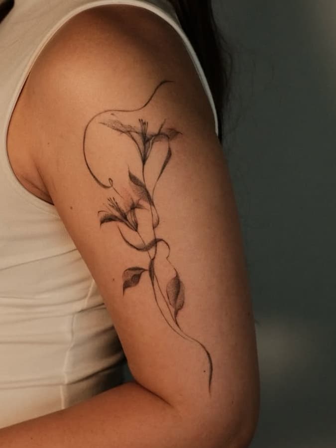 Delicate Floral Arm Adornment