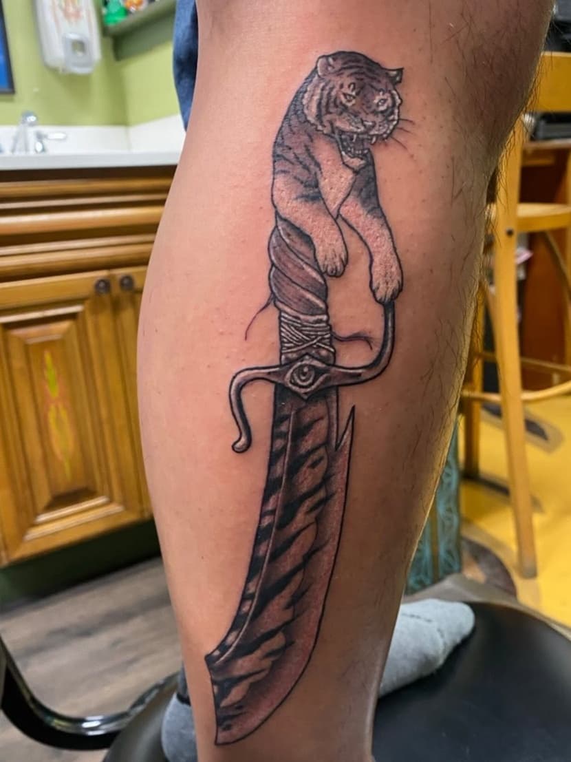 Tiger and Dagger