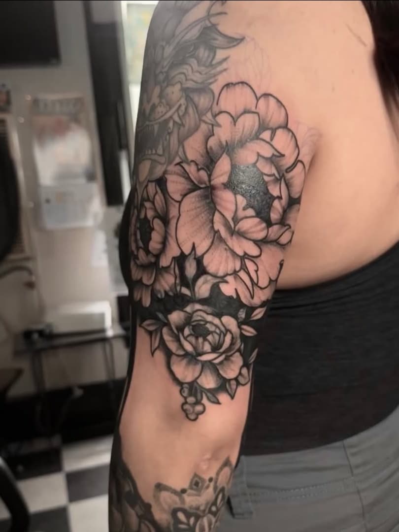 Peony and rose arm adornment