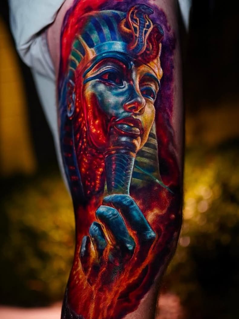 Pharaoh's mask with fiery aura