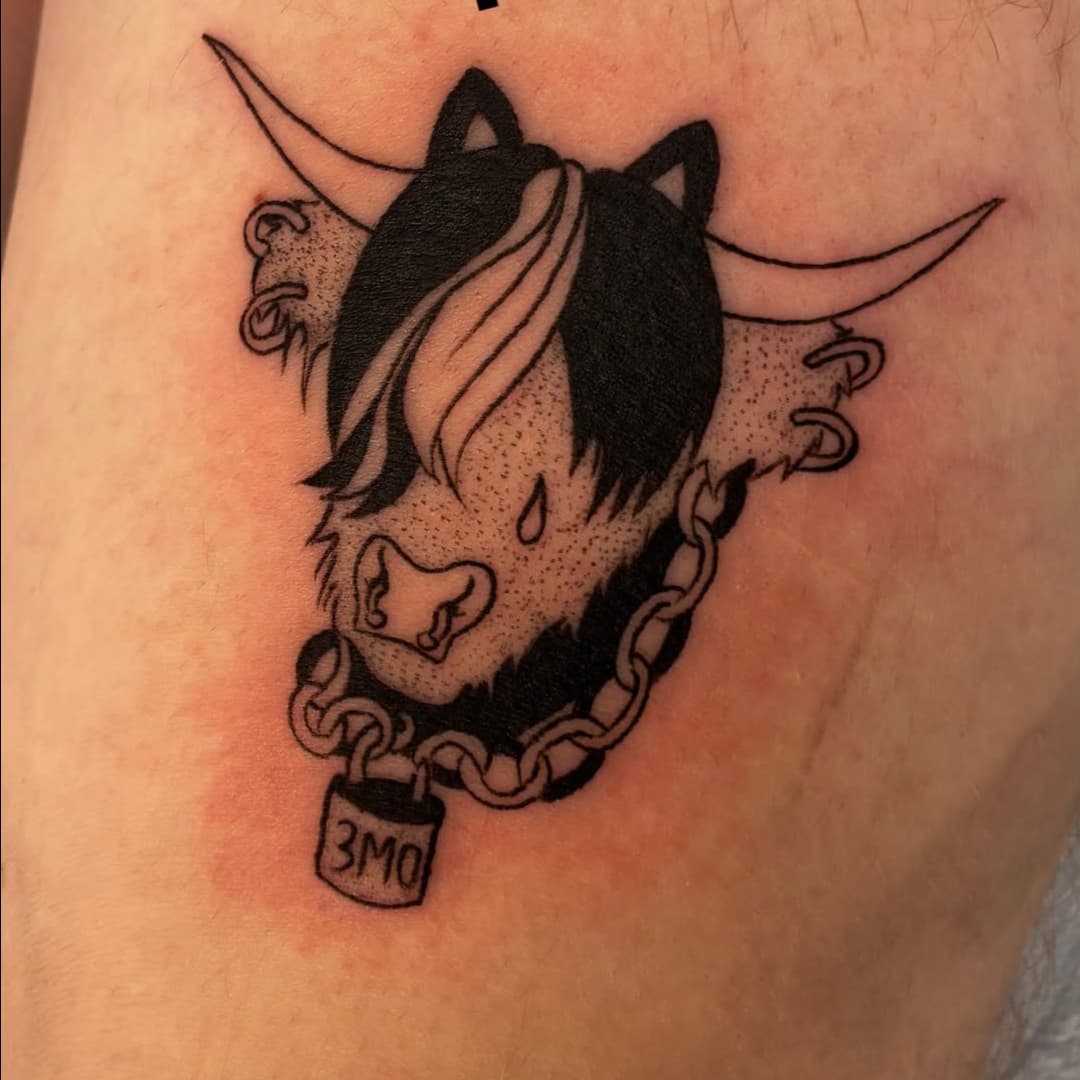 Chained Highland Cow Head