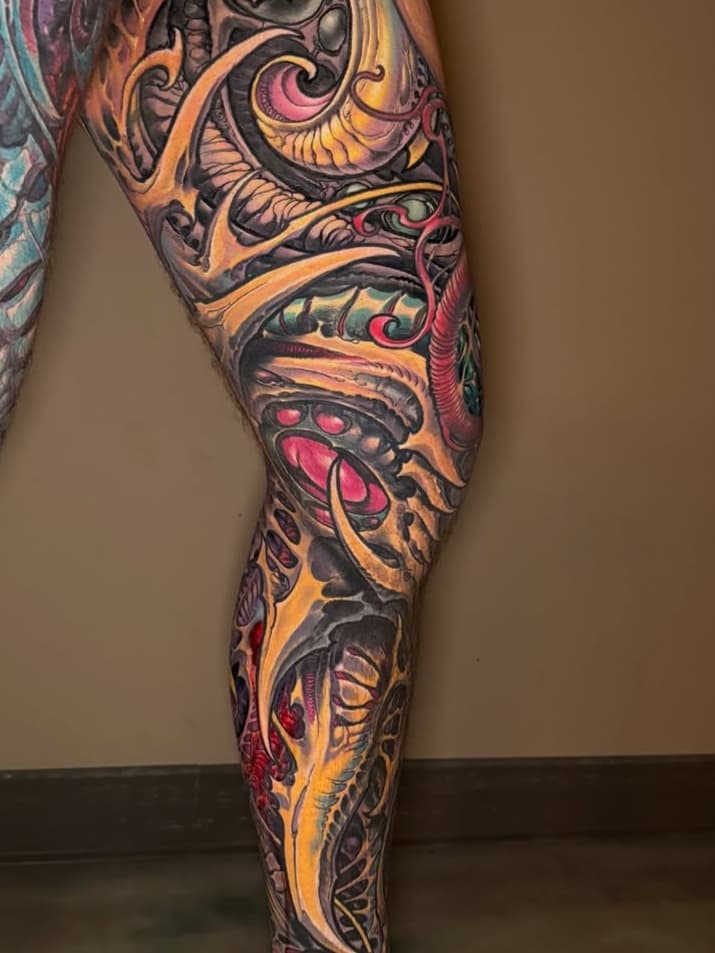 Biomechanical full leg coverage